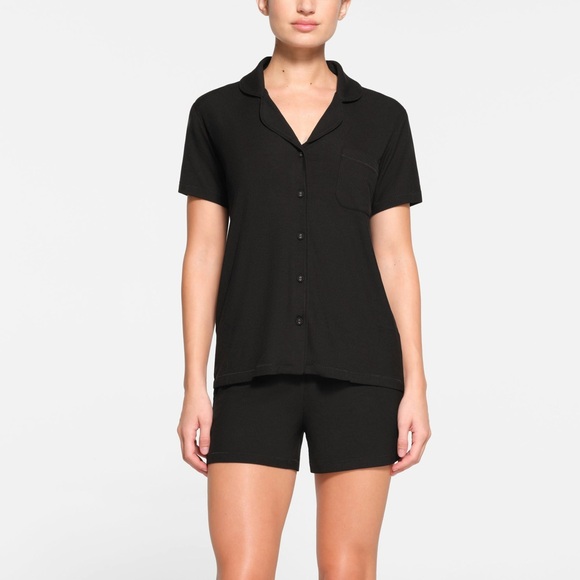 SKIMS Other - SKIMS SOFT LOUNGE SLEEP SHORT SET - ONYX